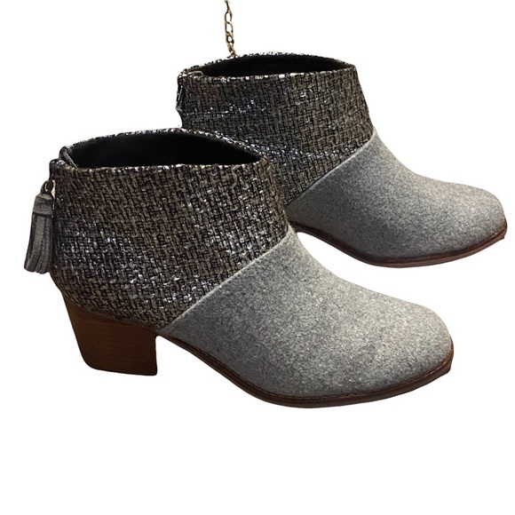Toms ‘Leila’ Grey Felt Metallic Boucle Ankle Boots - Picture 3 of 9
